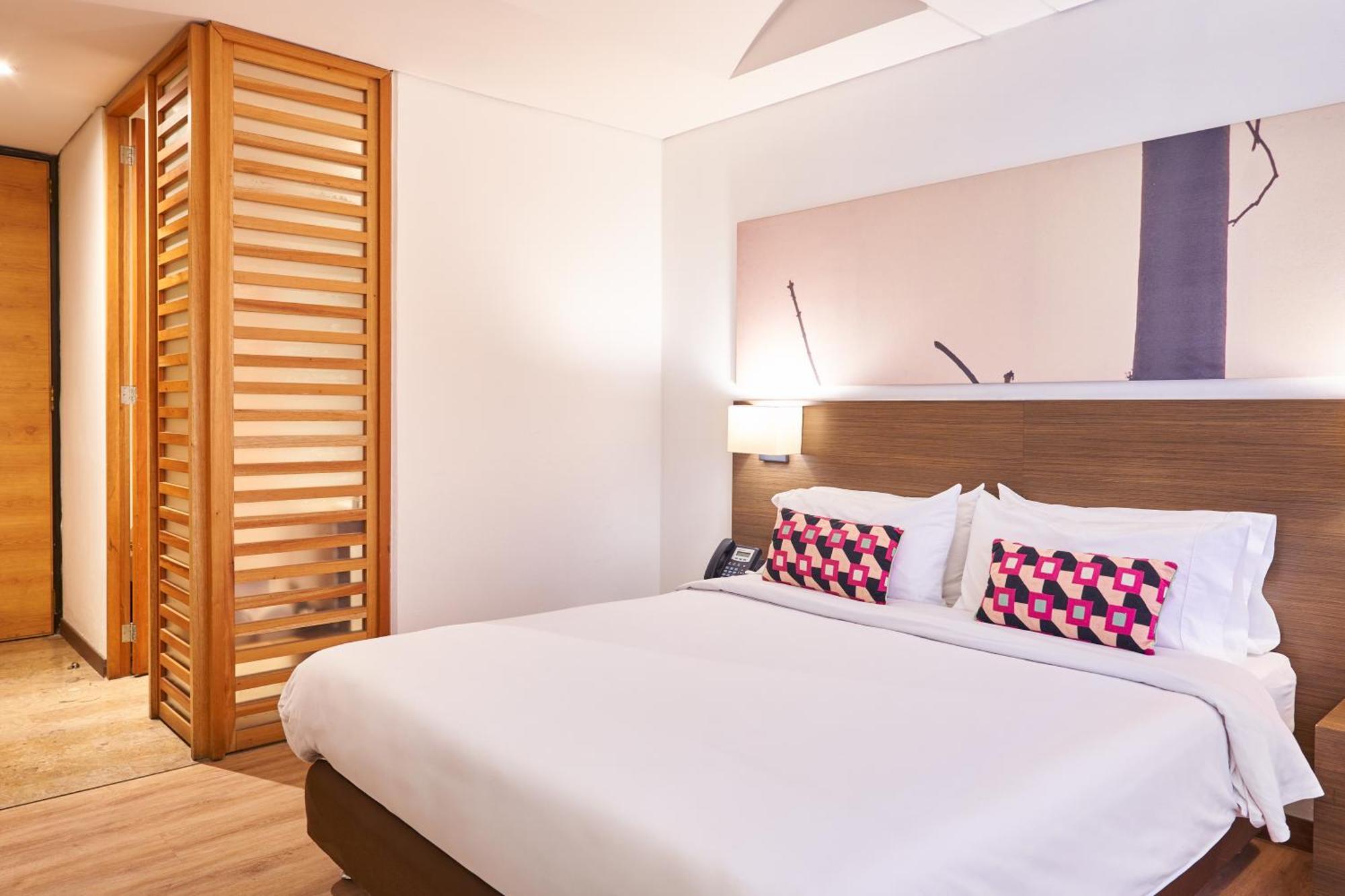 84 Dc Bogota Hotell Eksteriør bilde